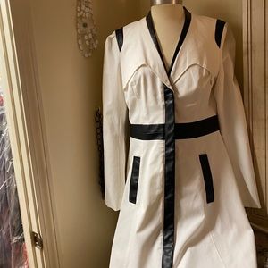 Bebe light trench coat